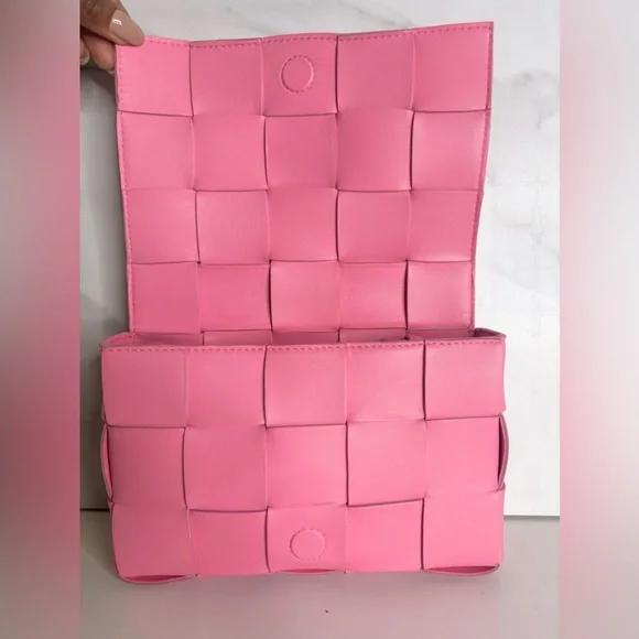 BOTTEGA VENETA Small Pink Cassette Crossbody Bag - Picture 5 of 9